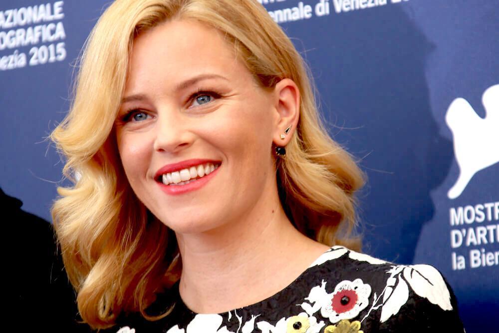 Elizabeth Banks attends the Jury Photocall during the 72nd Venice Film Festival on September 2, 2015 in Venice, Italy.
