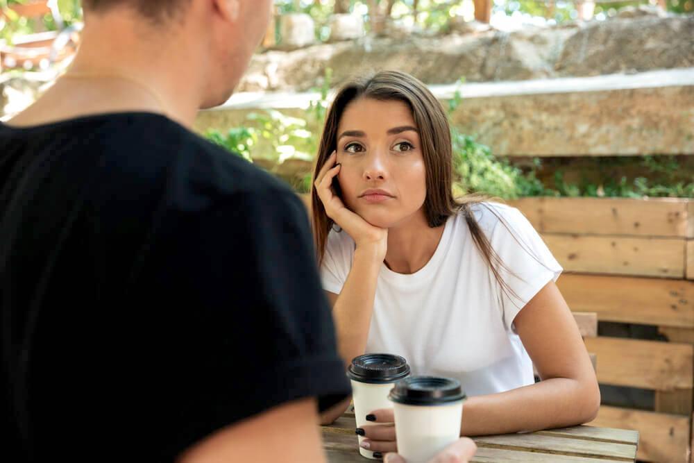 13 Bad Dating Advice You Should Never Listen To