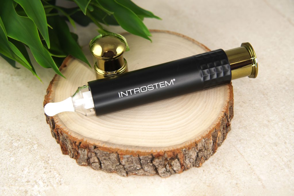 Aqua Anti Aging Essence Solution